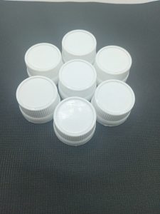 28 mm White Zeena Cap