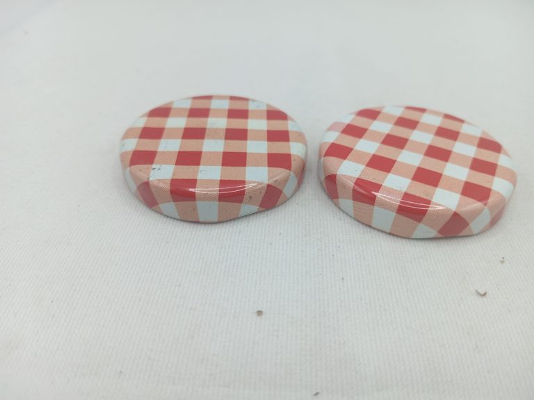 43 mm Red Checks Lug cap