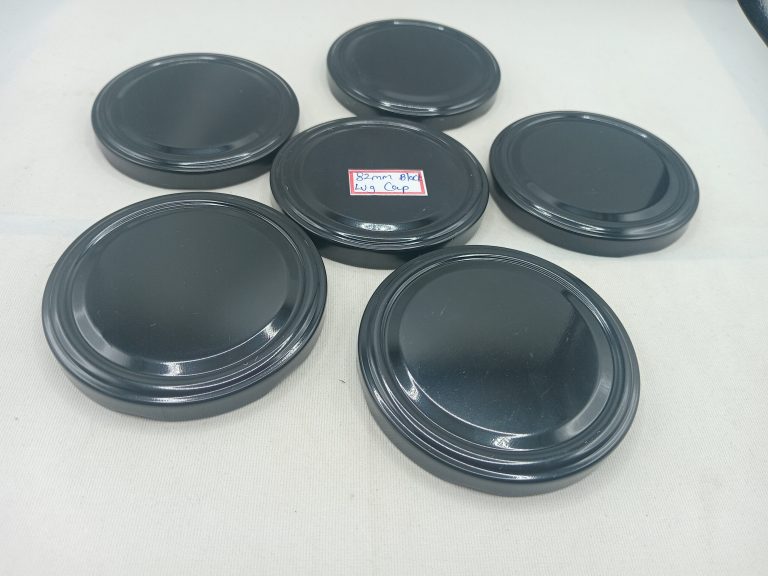 82 mm Black Lug Cap
